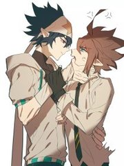 深入了解 一男子和一女子拔萝卜可看全身